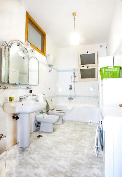 Casa Ambrosia In With Sea View, Wifi And Ac Appartamento *
